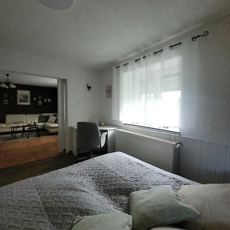 - K&m Holiday home Nunchritz